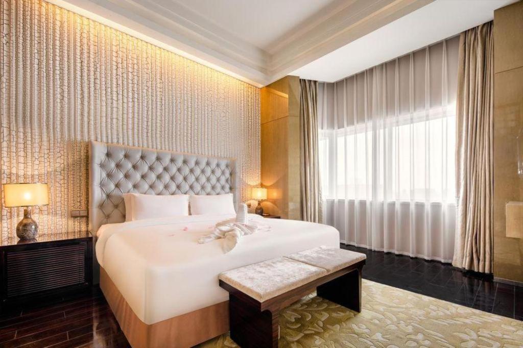 Wyndham Hotel Xian Экстерьер фото