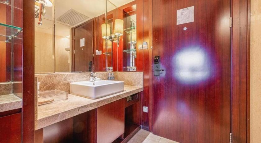 Wyndham Hotel Xian Экстерьер фото