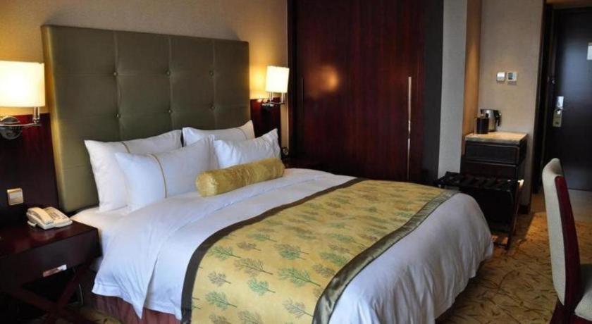 Wyndham Hotel Xian Экстерьер фото