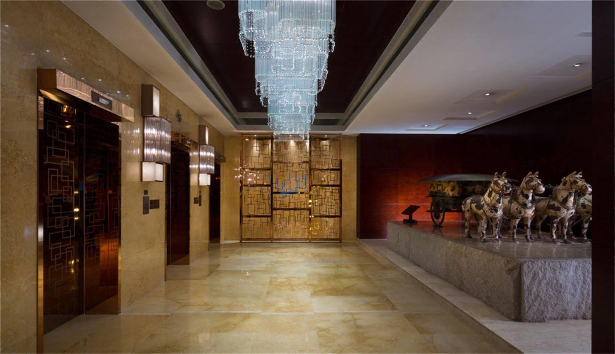 Wyndham Hotel Xian Экстерьер фото